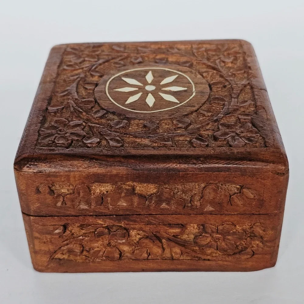 Vintage Handmade Carved Wooden Sewing Box Jewelry Trinket Floral Wood Inlay 1594
